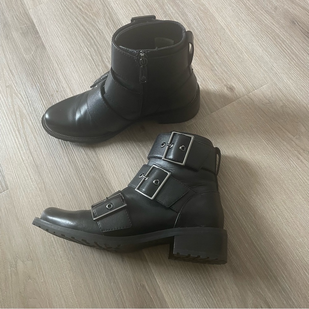 Blondo Camilla waterproof black bootie size 6 - Picture 4 of 8